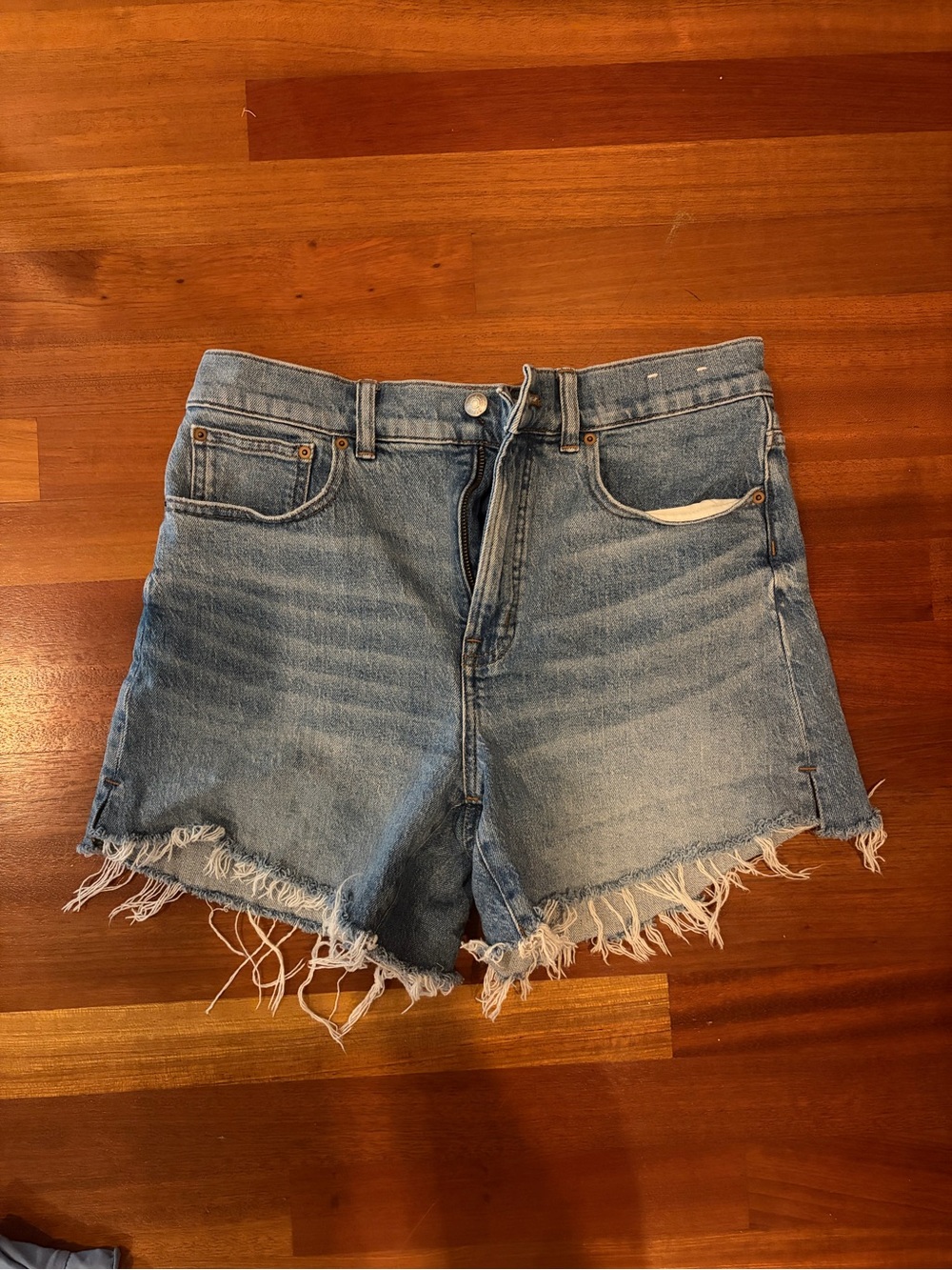 Madewell The Perfect Mid-Length Jean Short